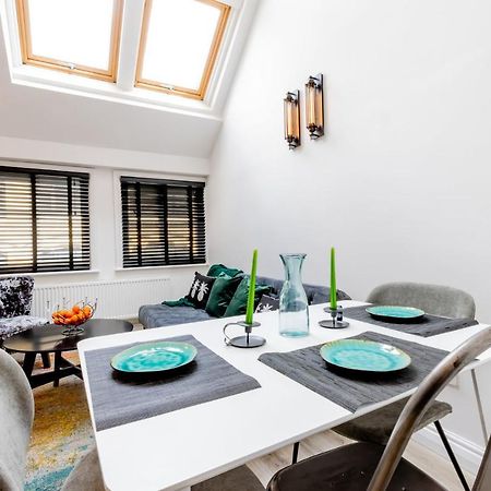 Modern 2 Bedroom Queen Street Apartment ノリッチ エクステリア 写真
