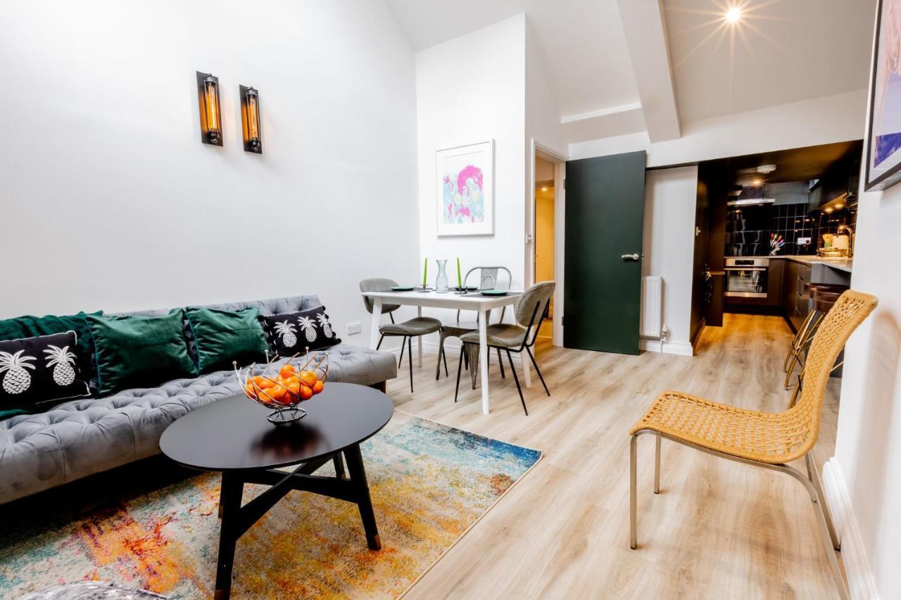 Modern 2 Bedroom Queen Street Apartment ノリッチ エクステリア 写真