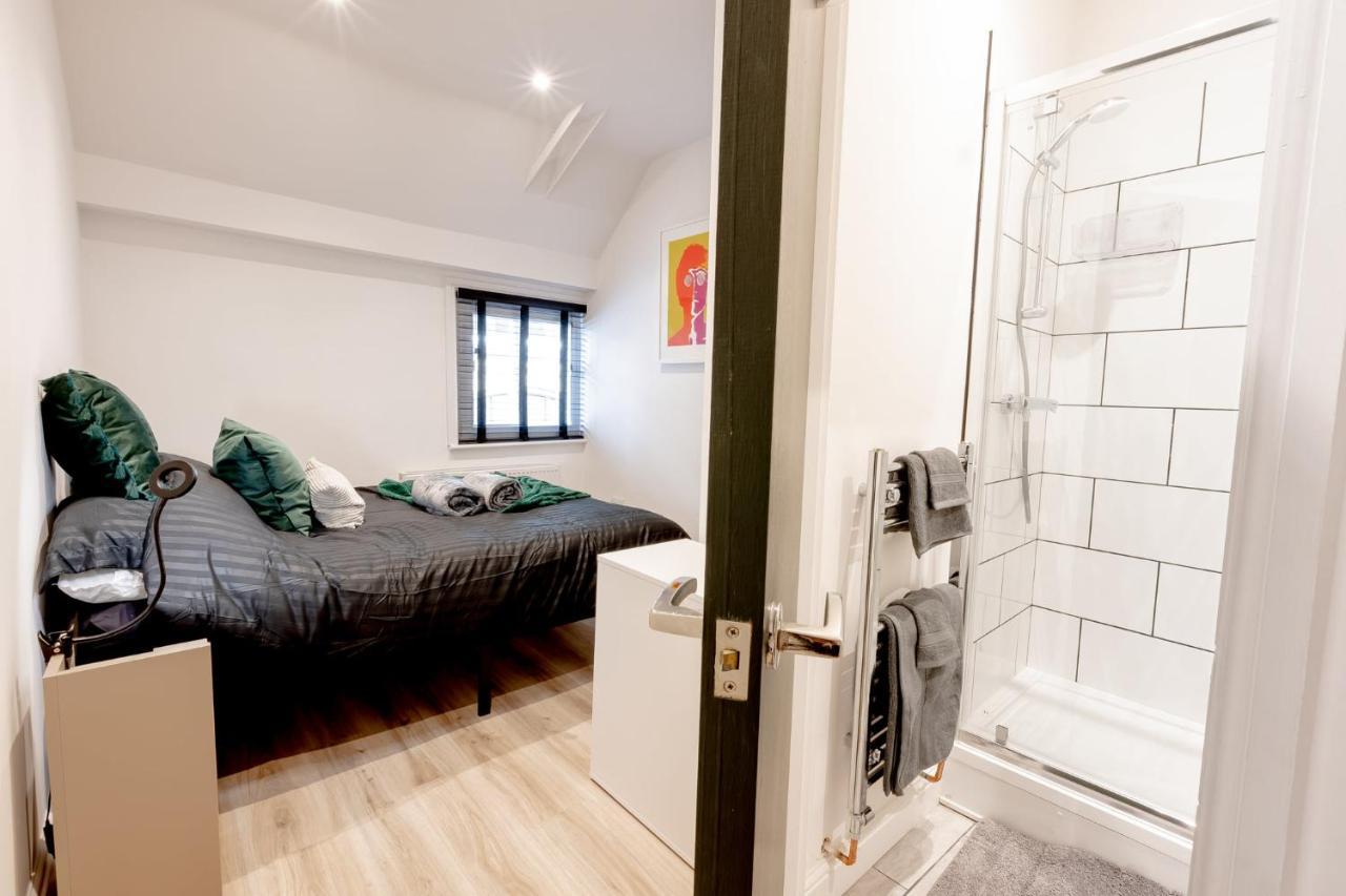 Modern 2 Bedroom Queen Street Apartment ノリッチ エクステリア 写真