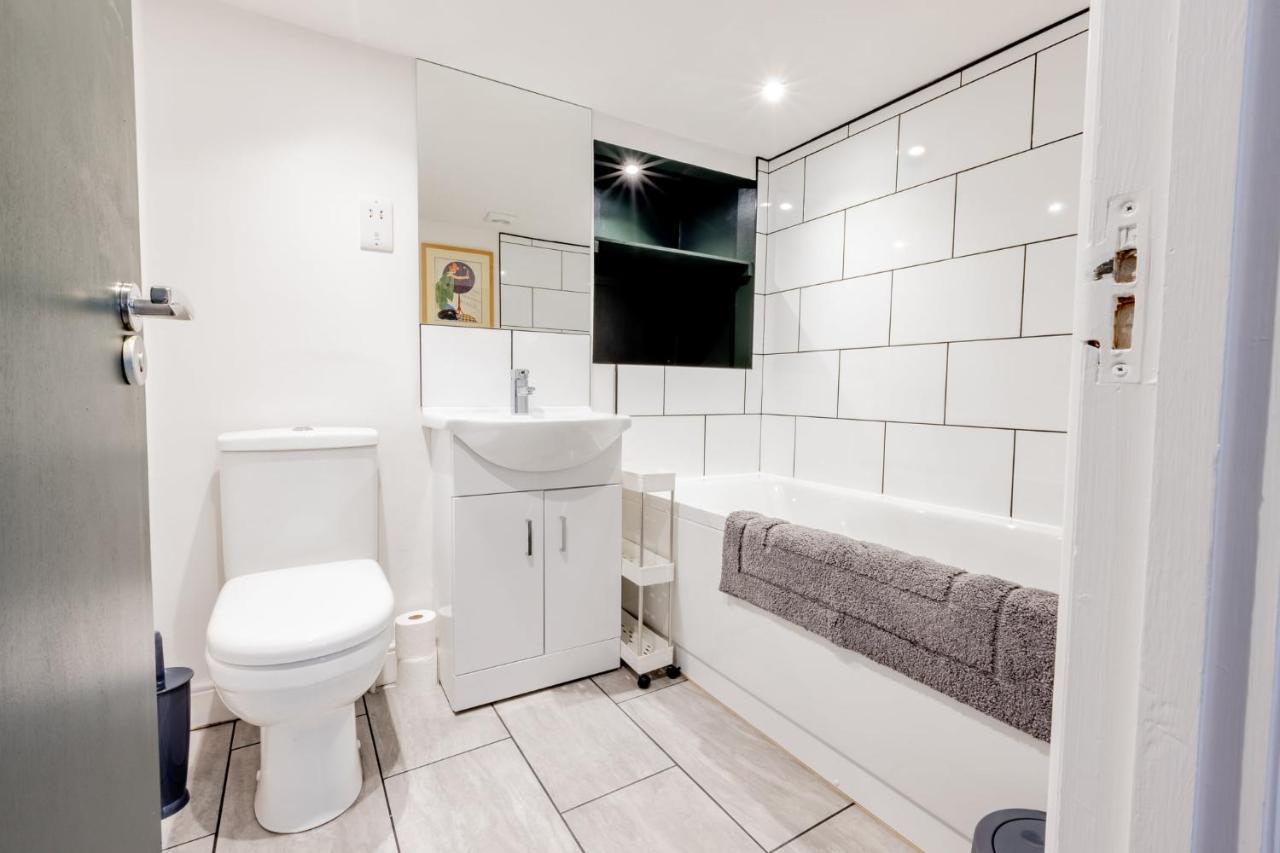 Modern 2 Bedroom Queen Street Apartment ノリッチ エクステリア 写真